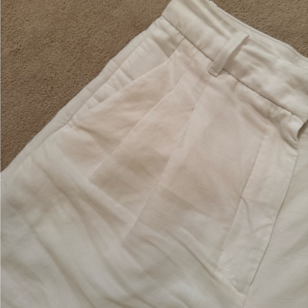 Effortless linen short (7”) - Picture 5 of 16
